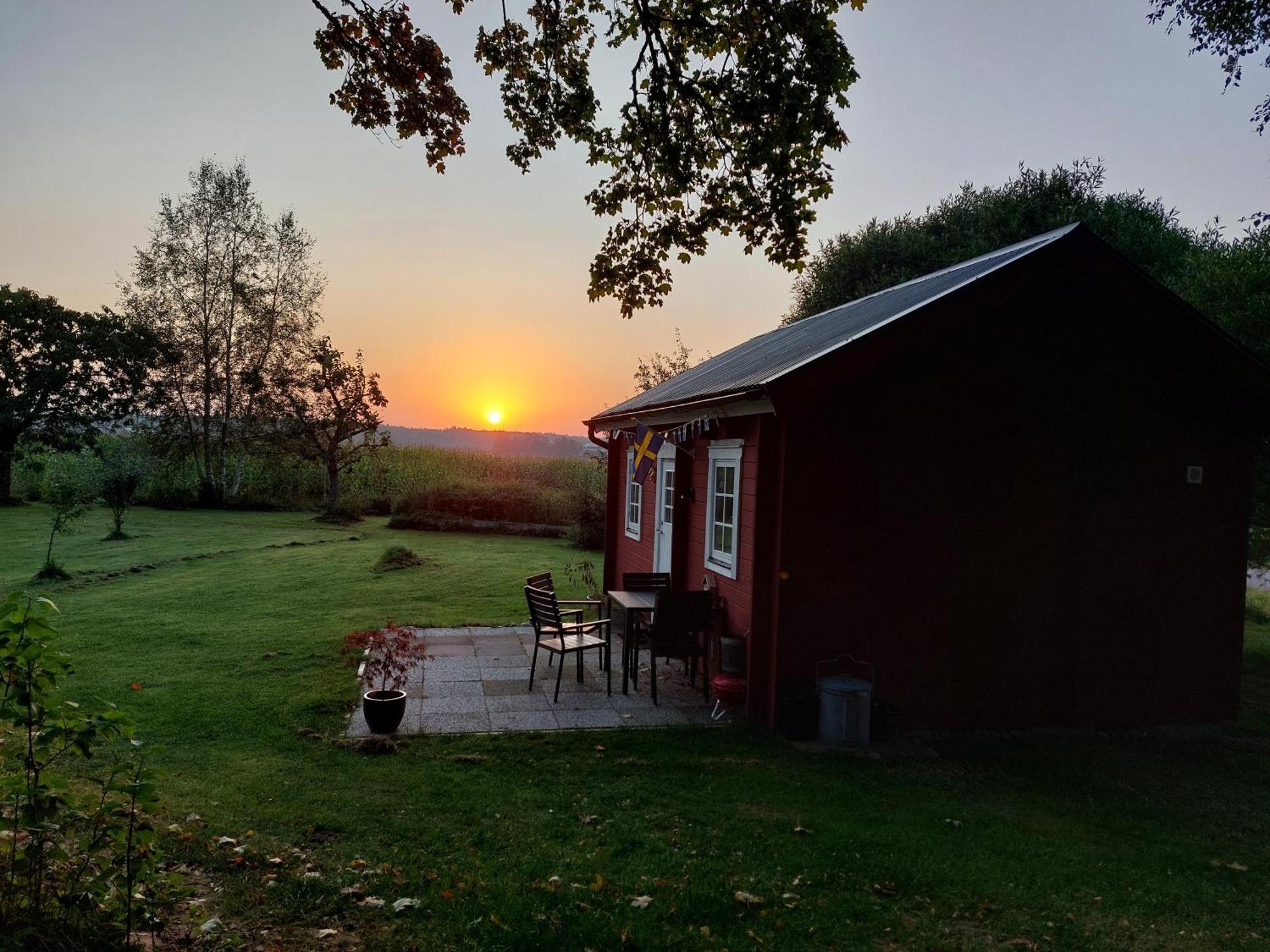 Stuga Gasstorp Hova Exterior foto